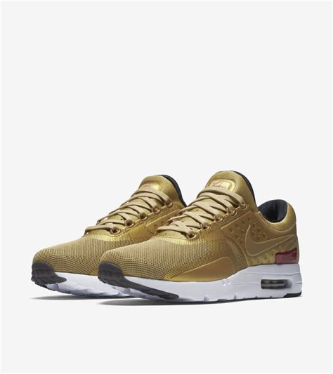 Women's Nike Air Max Zero 'Metallic Gold' Release Date